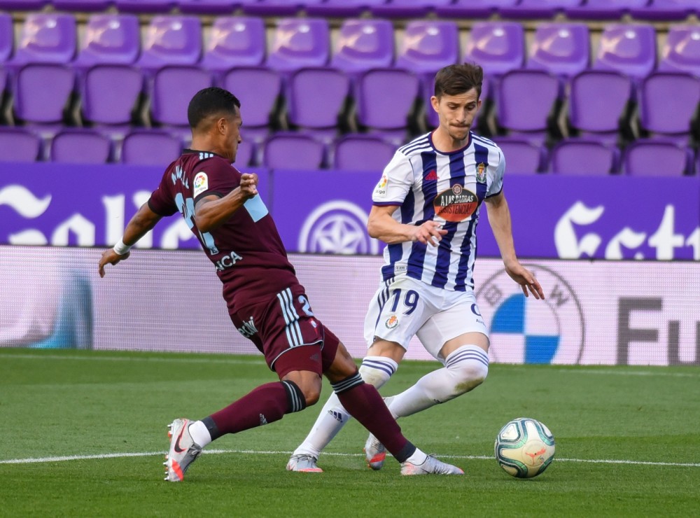  朗斯门将扑点建功保级关键战平局  